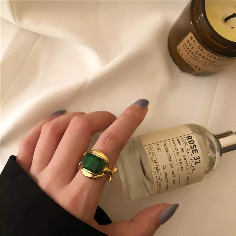 Gaia Retro Green Stone Statement Ring